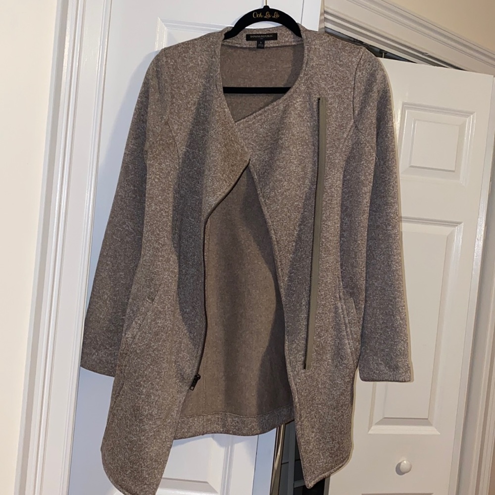 Banana republic sweater/coat